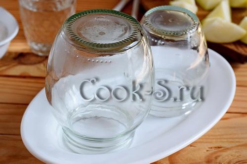 Груши целые консервированные на зиму. Консервированные груши половинками: рецепт 02