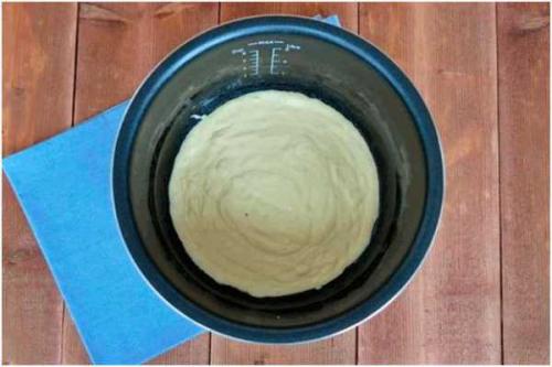 Шарлотка без яиц без кефира. Постная шарлотка с яблоками без яиц 16