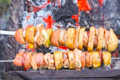 Заготовки из картофеля на зиму в банках. Как консервируют картошку 17