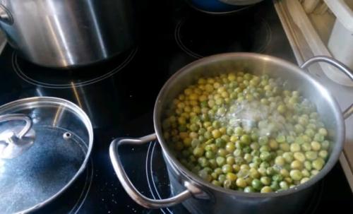 Консервирование зеленого горошка с уксусом в домашних условиях на зиму. Консервированный зеленый горошек в домашних условиях на зиму 03