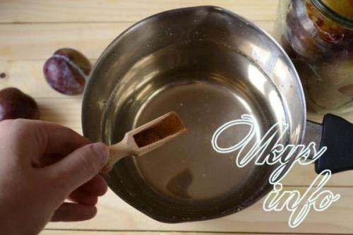 Консервирование компота из слив. Простой рецепт сливового компота без стерилизации 13