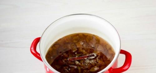 Груши целиком варенье. Как сварить варенье из груш на зиму? Простые рецепты густого грушевого варенья