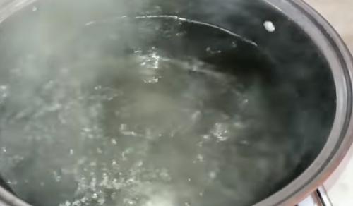 Как солить огурцы на зиму в литровых банках. Хрустящие соленые огурцы на зиму с лимонной кислотой без уксуса