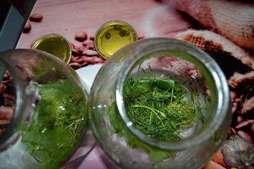 Огурцы закрытые с уксусом. Рецепт огурцов с фото