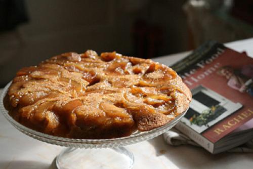 Шарлотка без яиц с яблоками рецепт без кефира. Постная шарлотка с яблоками без яиц 09