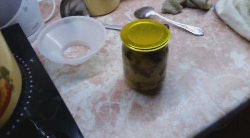 Маринад для белых грибов на 1 литр воды. Хрустящие маринованные белые грибы на зиму в банках по простому рецепту