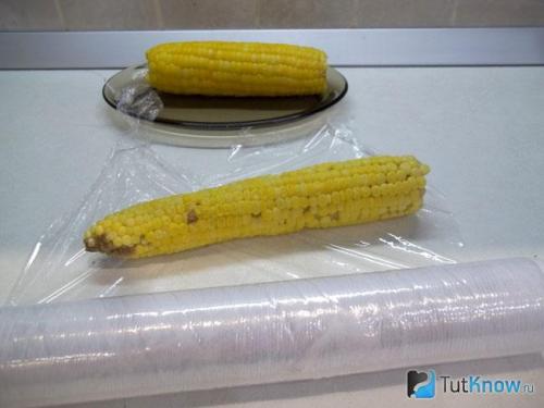 Как консервировать кукурузу в домашних условиях початках в. Кукуруза на зиму в домашних условиях 18