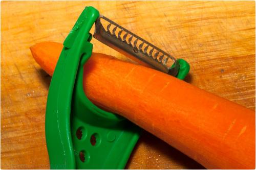 Салат из красной капусты с горошком и огурцом. Салат: краснокочанная капуста с горошком...