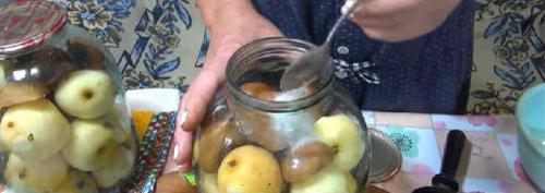 Компот из недозрелых груш на зиму. Компот из яблок и груш на зиму- простой рецепт без стерилизации на 3х литровую банку
