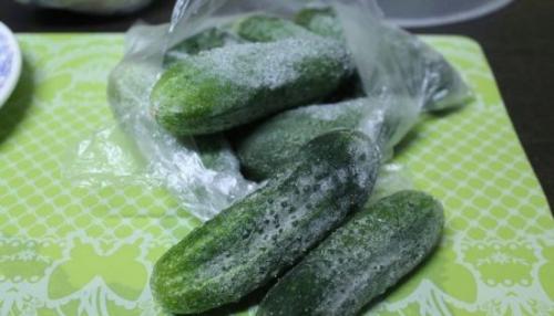 Как сохранить свежие огурцы на зиму в морозилке. Способы заморозки огурцов на зиму