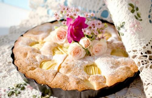 Шарлотка на майонезе с яблоками в духовке. Рецепт шарлотки на майонезе 01