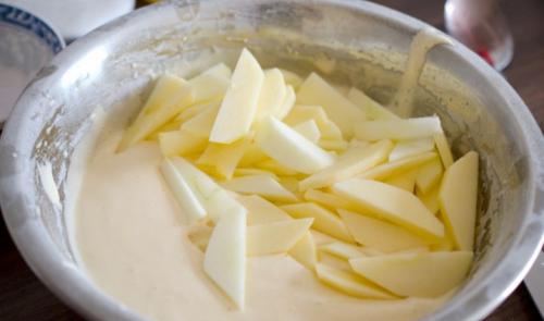 Шарлотка на майонезе с яблоками в духовке. Рецепт шарлотки на майонезе 06