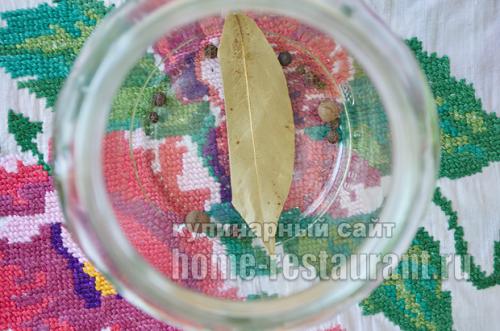 Консервируем белые грибы на зиму рецепты. Маринованные белые грибы: простой рецепт без стерилизации