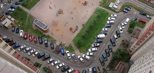 На каком расстоянии можно ставить автомобиль от жилого дома. Нормативные документы