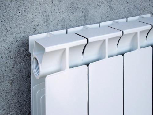 Биметаллические радиаторы, какие лучше. Биметаллические радиаторы отопления: какие лучше и как правильно рассчитать количество секций? Виды батарей и советы по выбору