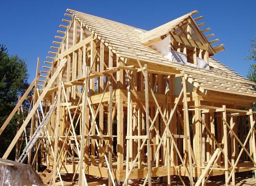 Что лучше брус или каркас. Брус или каркас – сравнение основных параметров