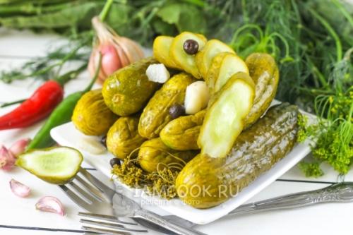 Маринованные огурцы быстрого приготовления: простой рецепт для начинающих 06 Маринованные огурцы быстрого приготовления: простой рецепт для начинающих 06
