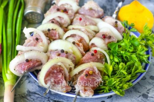 Сколько времени требуется для приготовления маринада. Сколько мариновать шашлык из свинины?