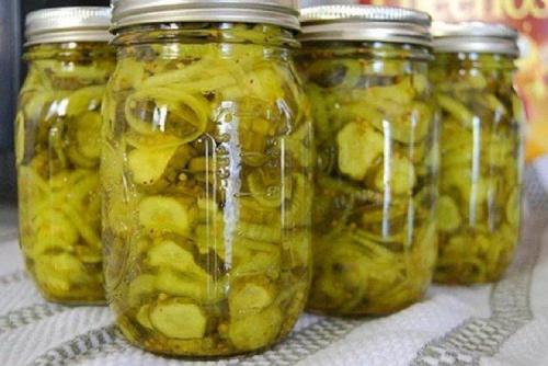 Можно ли добавлять другие овощи к резаным огурцам. 20 простых салатов из огурцов на зиму