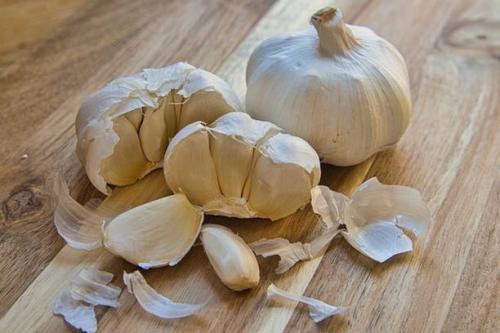 Сколько времени требуется для маринования огурцов в литровых банках. Хрустящие маринованные огурцы на зиму – рецепт на 1 литр