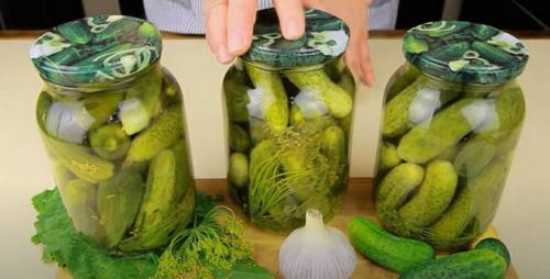 Какие ингредиенты нужны для приготовления сладких маринованных огурцов на зиму. Сладкие маринованные огурцы на зиму