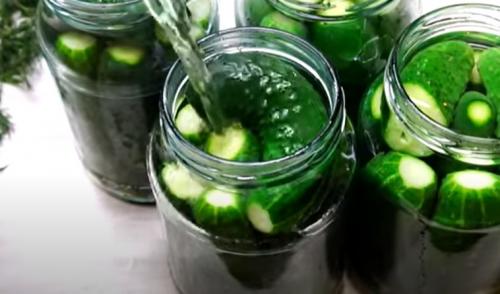 15 отличных рецептов маринада для огурцов на зиму. Хрустящие маринованные огурцы на зиму в банках — 10 самых вкусных рецептов, пальчики оближешь