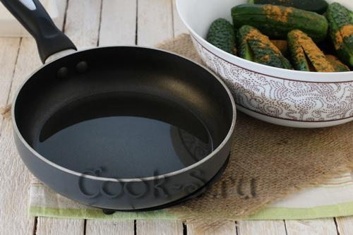 Быстрый и простой рецепт маринованных огурцов без закрутки 04 Быстрый и простой рецепт маринованных огурцов без закрутки 04