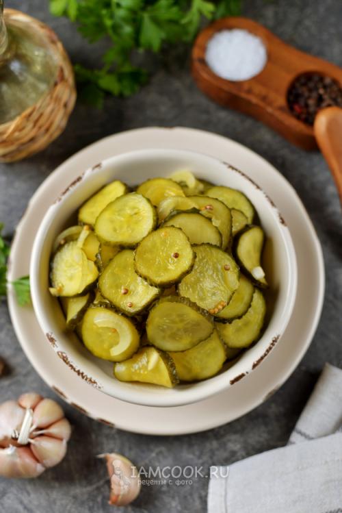 Быстрый и простой рецепт маринованных огурцов без закрутки 18 Быстрый и простой рецепт маринованных огурцов без закрутки 18