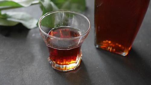 Можно ли принимать его в виде чая или настойки. Домашние чайные настойки на водке (самогоне): 3 лучших рецепта