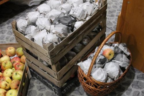 Можно ли использовать пленку или пакеты для хранения яблок и груш. Пищевая пленка: Хранение яблок (овощей и фруктов)