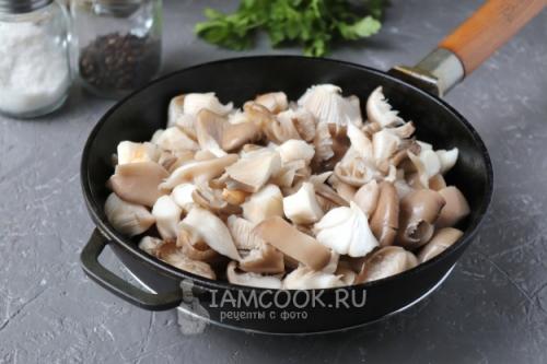 Сколько готовить грибы вешенки на сковороде. С картошкой 13 Сколько готовить грибы вешенки на сковороде. С картошкой 13