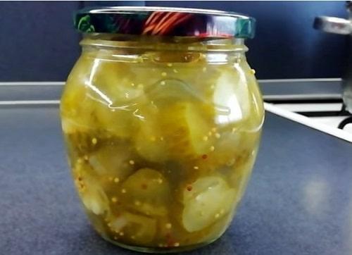 Салат из огурцов на зиму Пальчики оближешь с горчицей. Салат из огурцов с горчицей на зиму — самые вкусные рецепты