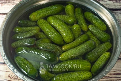 Огурцы резанные на зиму 15