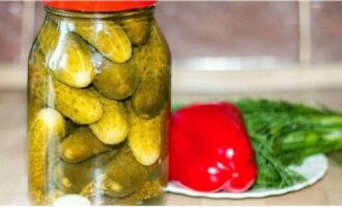 Маленькие огурчики на зиму. Хрустящие маринованные корнишоны на зиму на 1 литровую банку