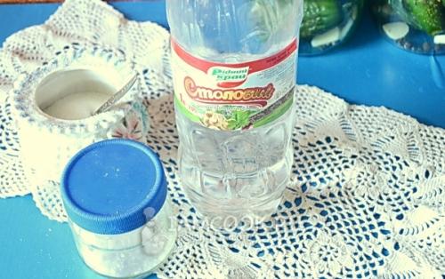 Маринованные огурцы в 1-литровых банках на зиму: простой рецепт 05 Маринованные огурцы в 1-литровых банках на зиму: простой рецепт 05