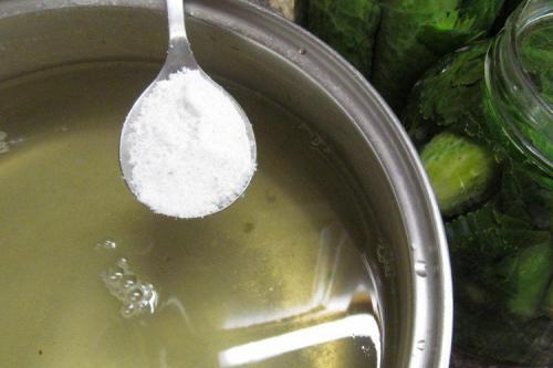 Как избежать мутности в маринаде. 8 советов, что делать, чтобы банки с огурцами не взрывались и не мутнели