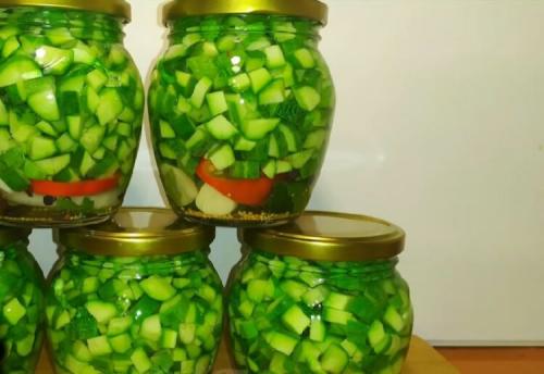 Огурцы кубиками для салатов на зиму без стерилизации: простой рецепт 16 Огурцы кубиками для салатов на зиму без стерилизации: простой рецепт 16