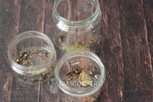 Огурцы кубиками для салатов на зиму без стерилизации: простой рецепт 03 Огурцы кубиками для салатов на зиму без стерилизации: простой рецепт 03