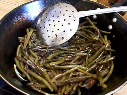 Как готовить замороженный папоротник. Папоротник орляк — рецепты приготовления и полезные свойства