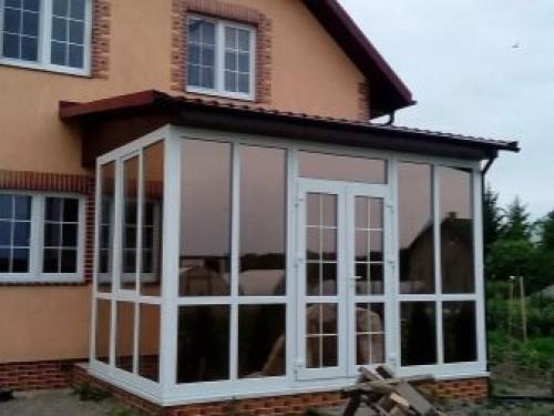 Нужен ли в частном доме тамбур. Что называют тамбуром в частном доме 11