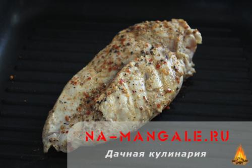Салат из пекинской капусты с грибами и кукурузой. Ингредиенты: