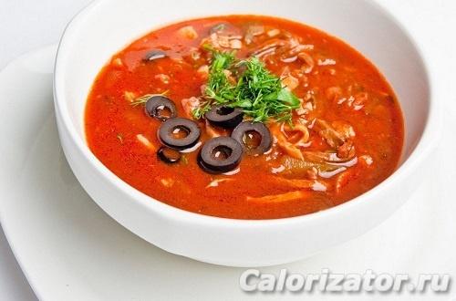 Солянка из пекинской капусты с оливками