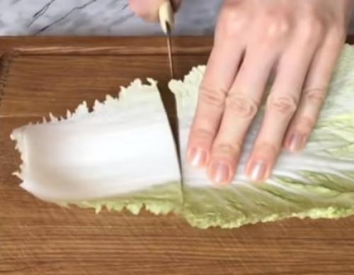 Тушеная пекинская капуста со сметаной. Пекинская капуста — полезные свойства. Рецепты приготовления вкусных блюд из пекинской капусты с фото