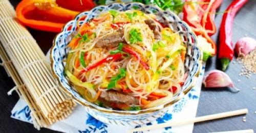 Теплый салат из шампиньонов и пекинской капусты 03 Теплый салат из шампиньонов и пекинской капусты 03