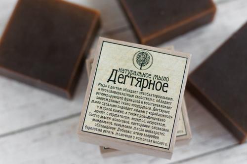 Нашатырный спирт от мошек в цветах.