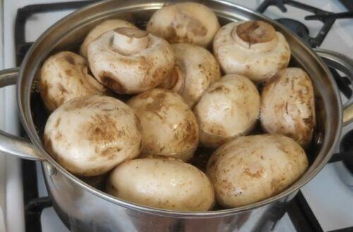 Маринованные шампиньоны на зиму, как в магазине. Маринованные шампиньоны в домашних условиях. Быстро к столу и на зиму. 9 простых рецептов