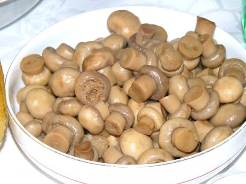 Быстрые маринованные шампиньоны из банки. Маринованные шампиньоны быстрого приготовления: 10 идеальных рецептов. Готовы в считанные минуты!