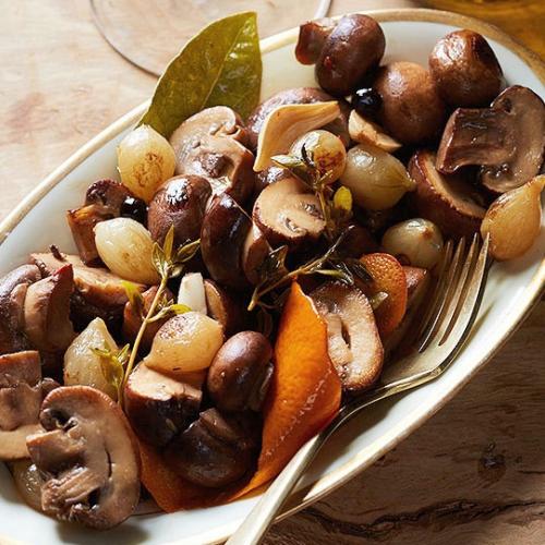 Быстрые маринованные шампиньоны из банки. Маринованные шампиньоны быстрого приготовления: 10 идеальных рецептов. Готовы в считанные минуты!