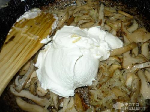 Жареные маринованные грибы со сметаной. Рецепт: Жареные грибы со сметаной - маринованные белые подгрузки