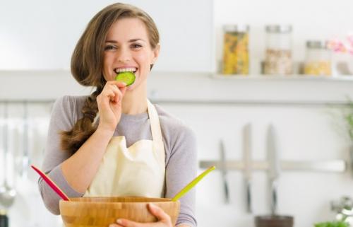 Можно ли есть горькие огурцы. Почему нельзя выбрасывать горькие огурцы